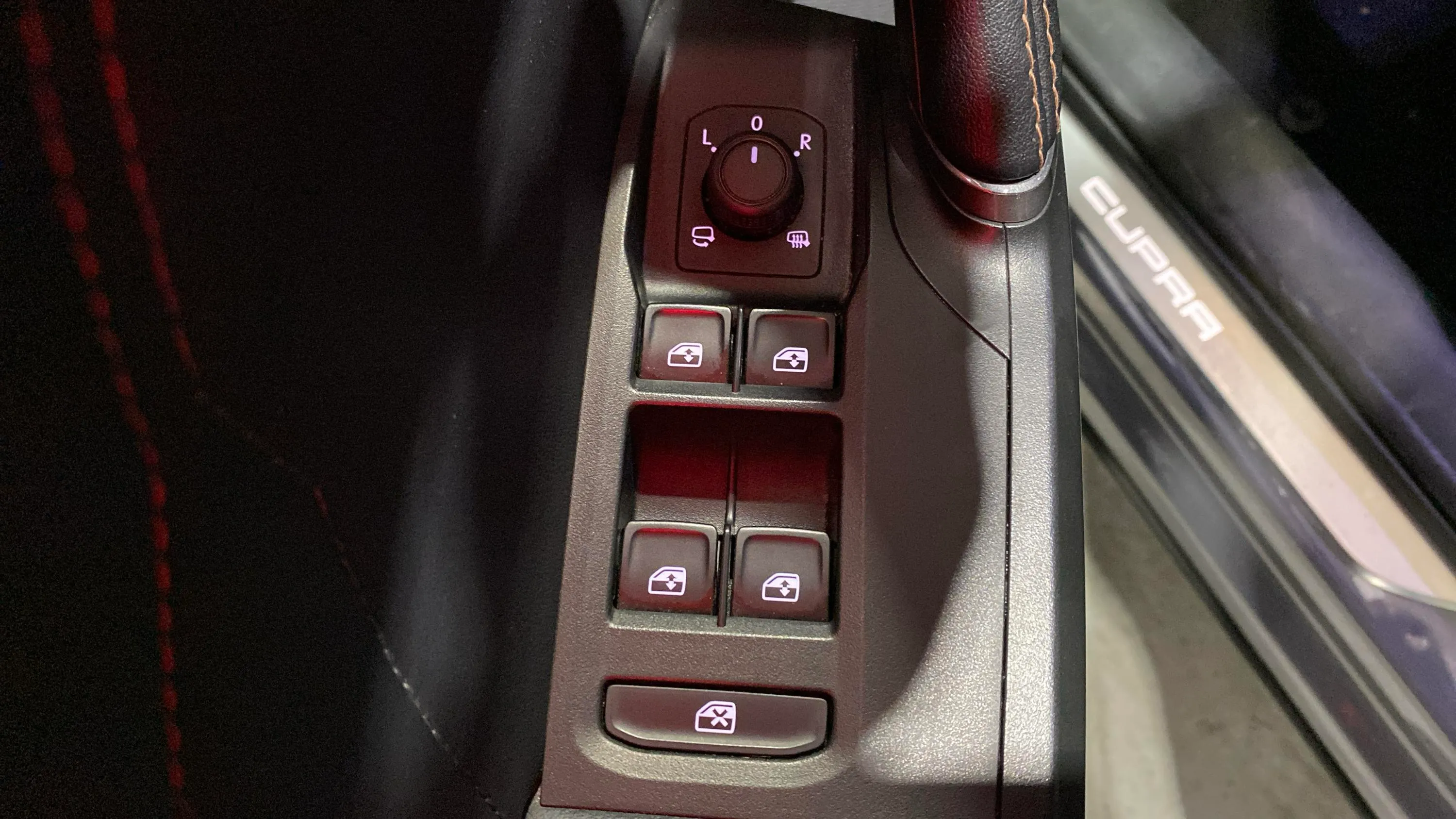 Cupra Formentor 1.5 TSI DSG - foto 17