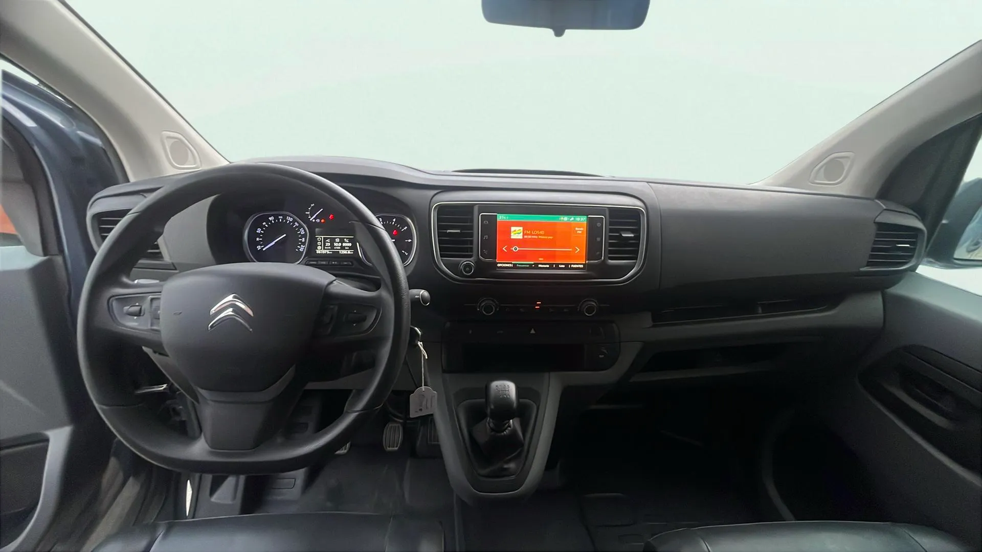 Citroën Jumpy 1499 cm³ - foto 10