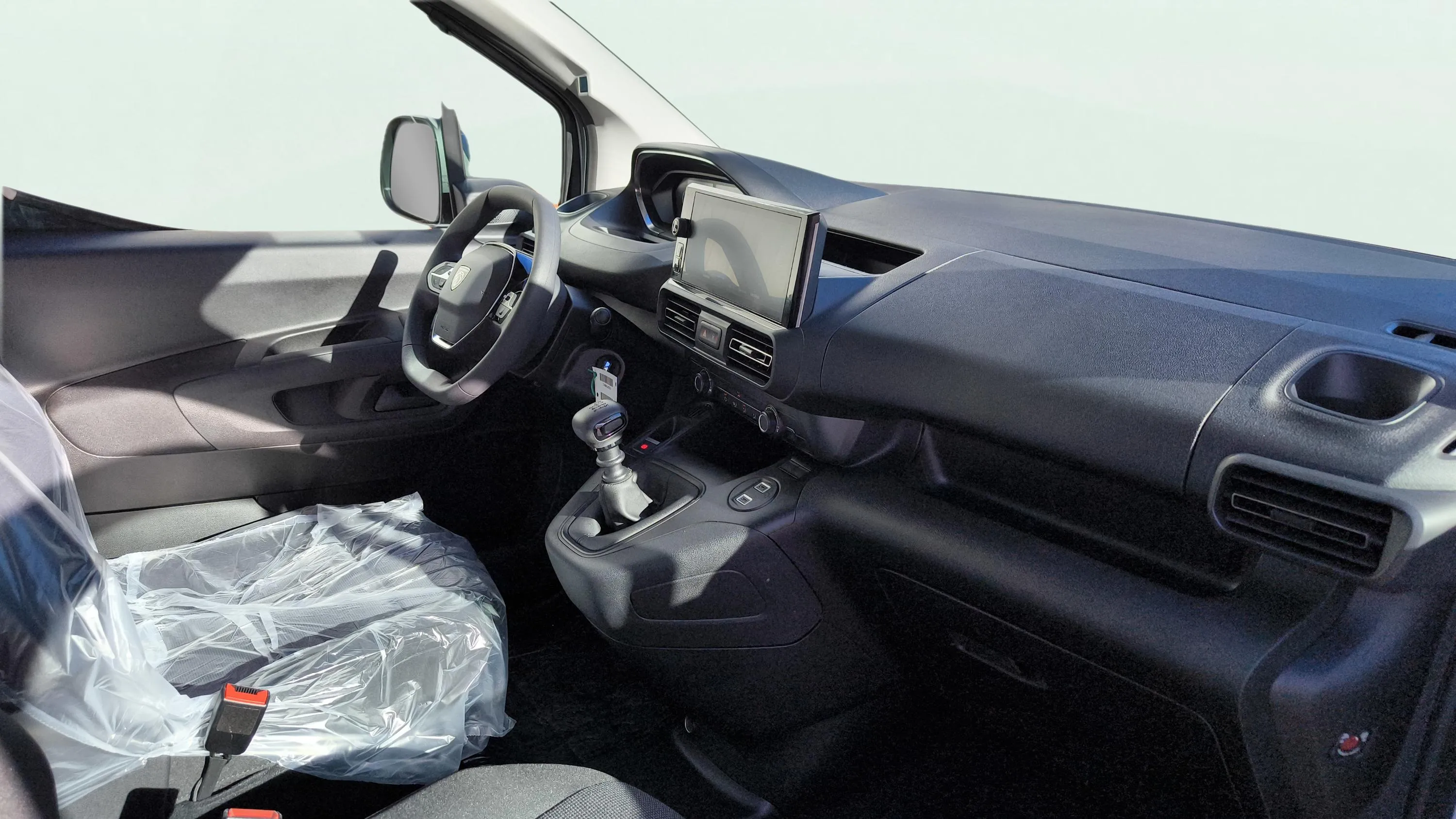Peugeot Rifter Allure BlueHDi 100 - foto 10
