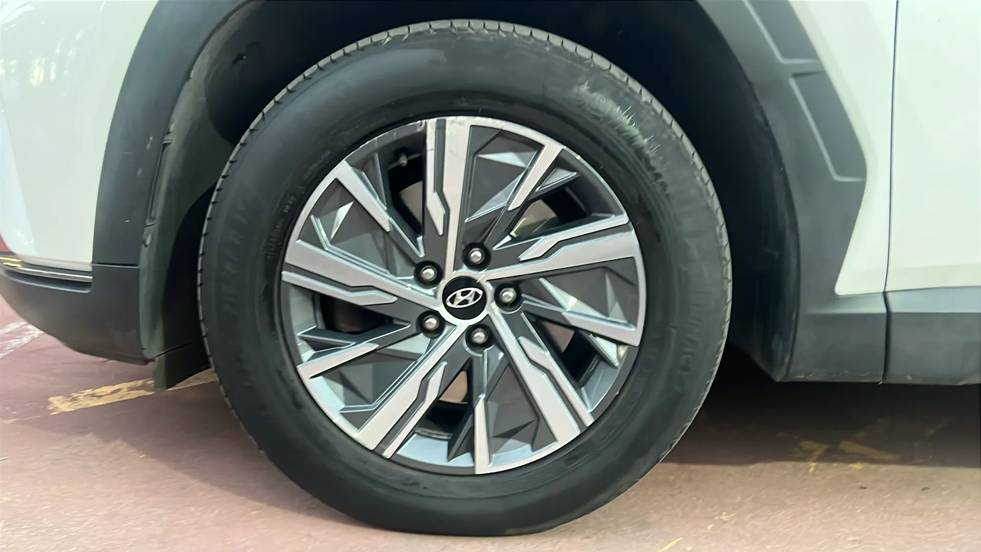 Hyundai Tucson 1.6 T-GDi PHEV Maxx 4x4 - foto 9