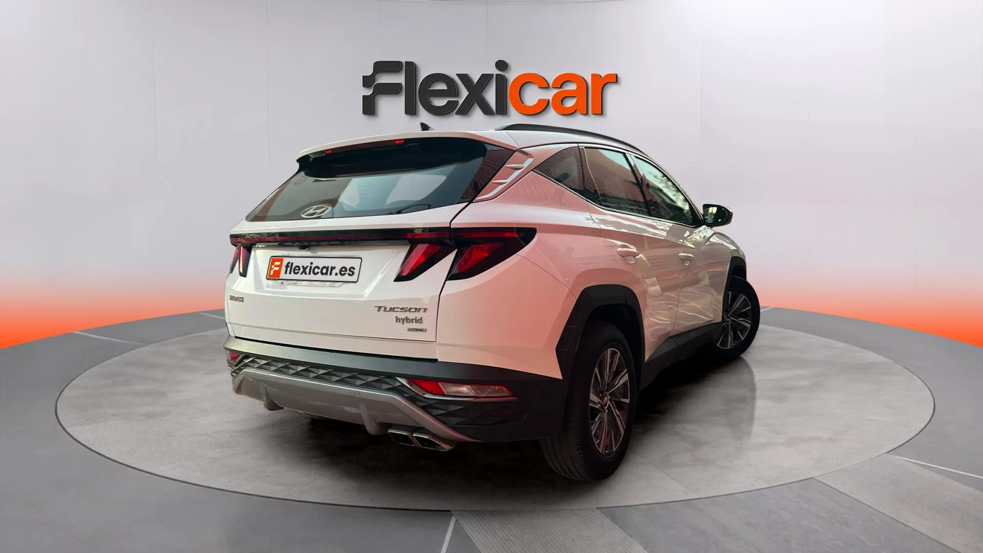 Hyundai Tucson 1.6 T-GDi PHEV Maxx 4x4 - foto 7