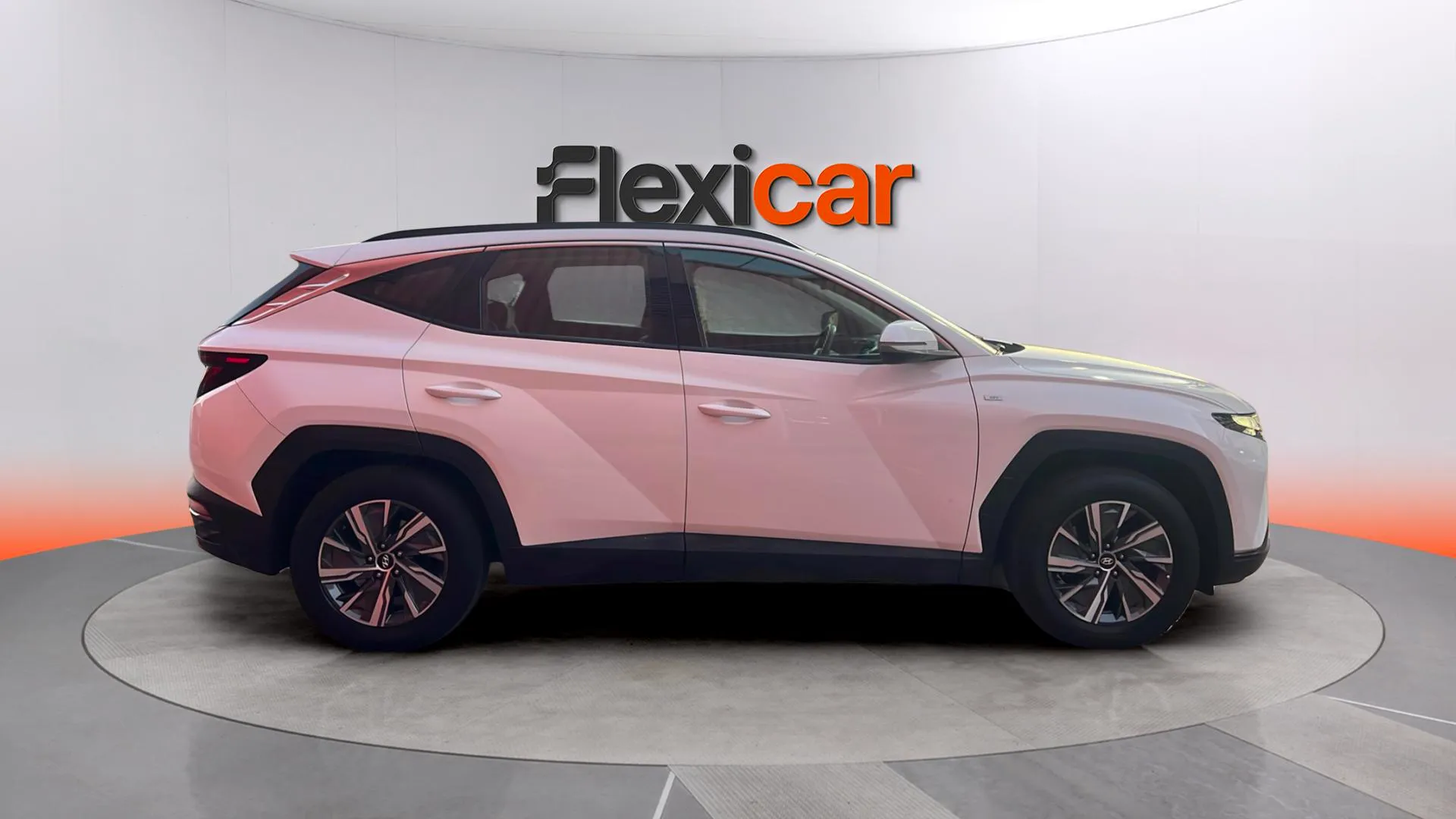 Hyundai Tucson 1.6 T-GDi PHEV Maxx 4x4 - foto 8