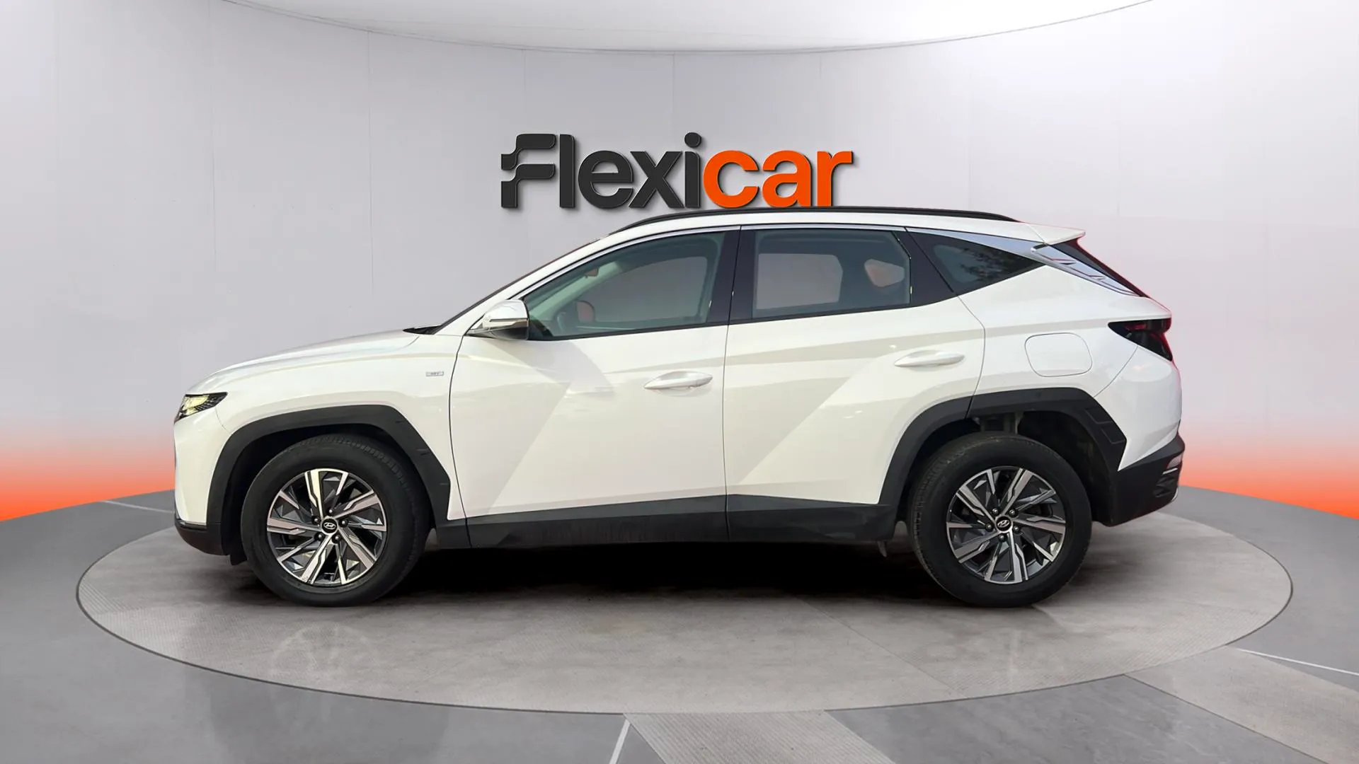 Hyundai Tucson 1.6 T-GDi PHEV Maxx 4x4 - foto 4