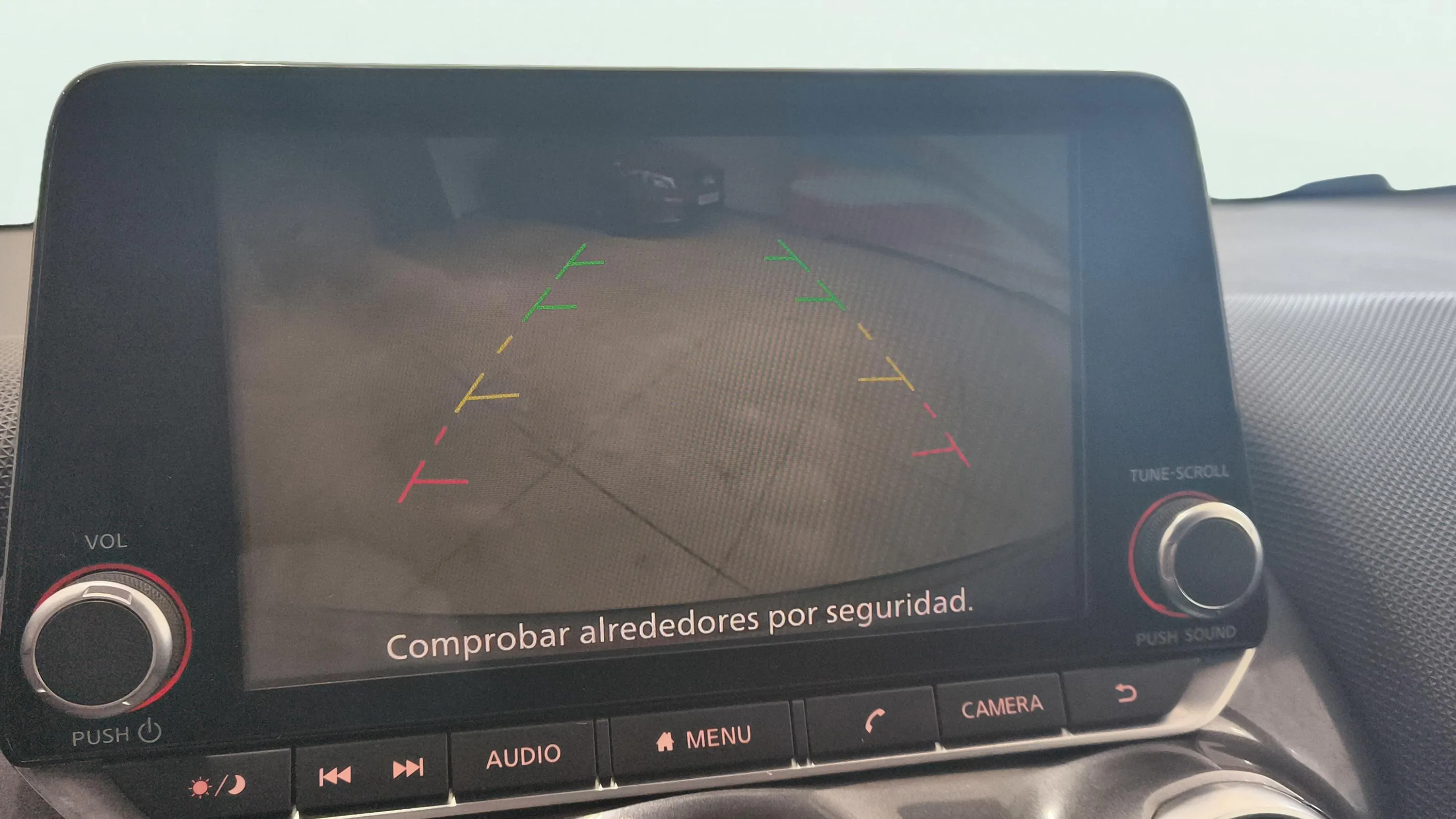 Nissan Juke DIG-T Acenta - foto 18