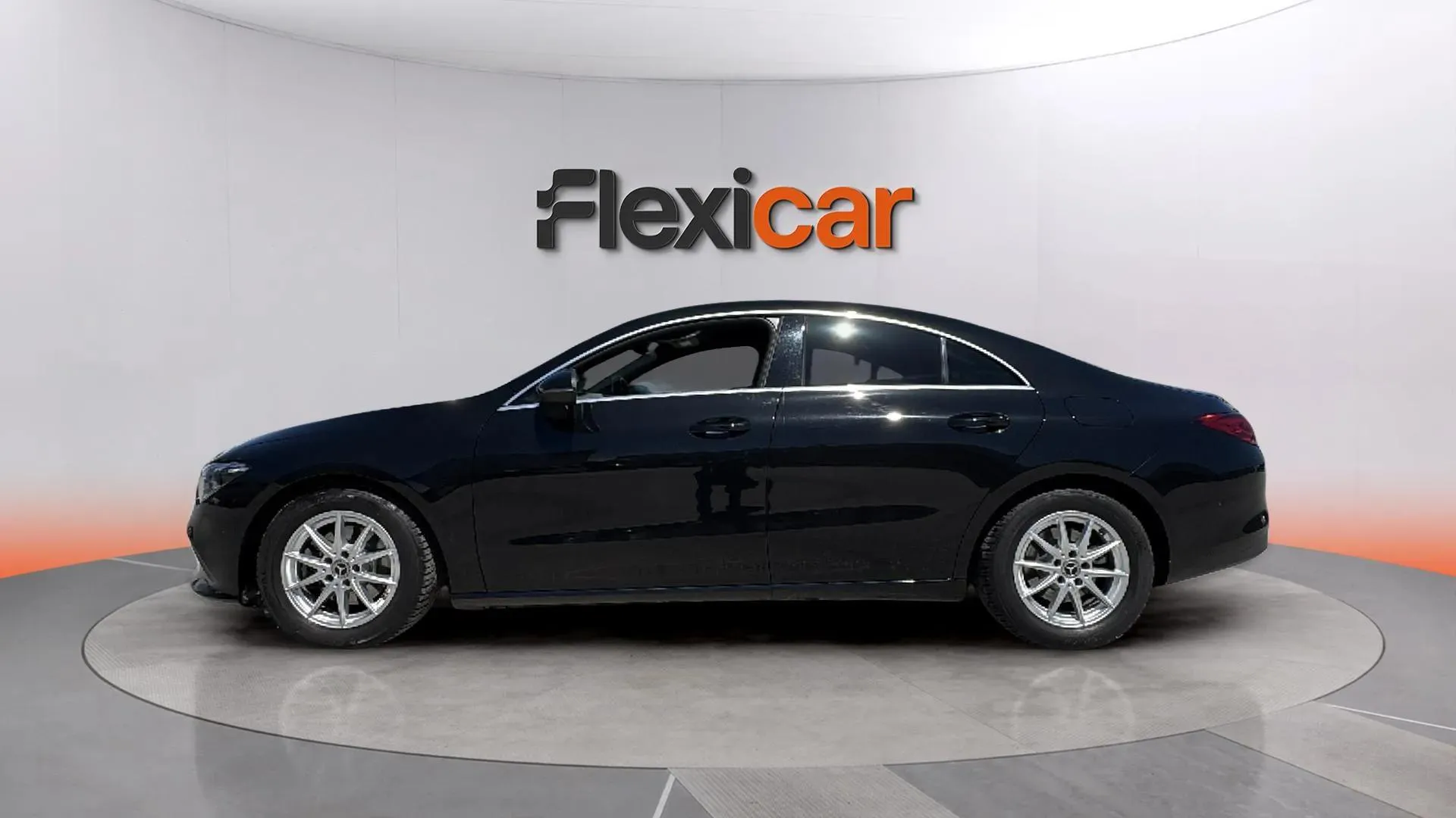 Mercedes-Benz CLA 200 D 4MATIC DCT - foto 5