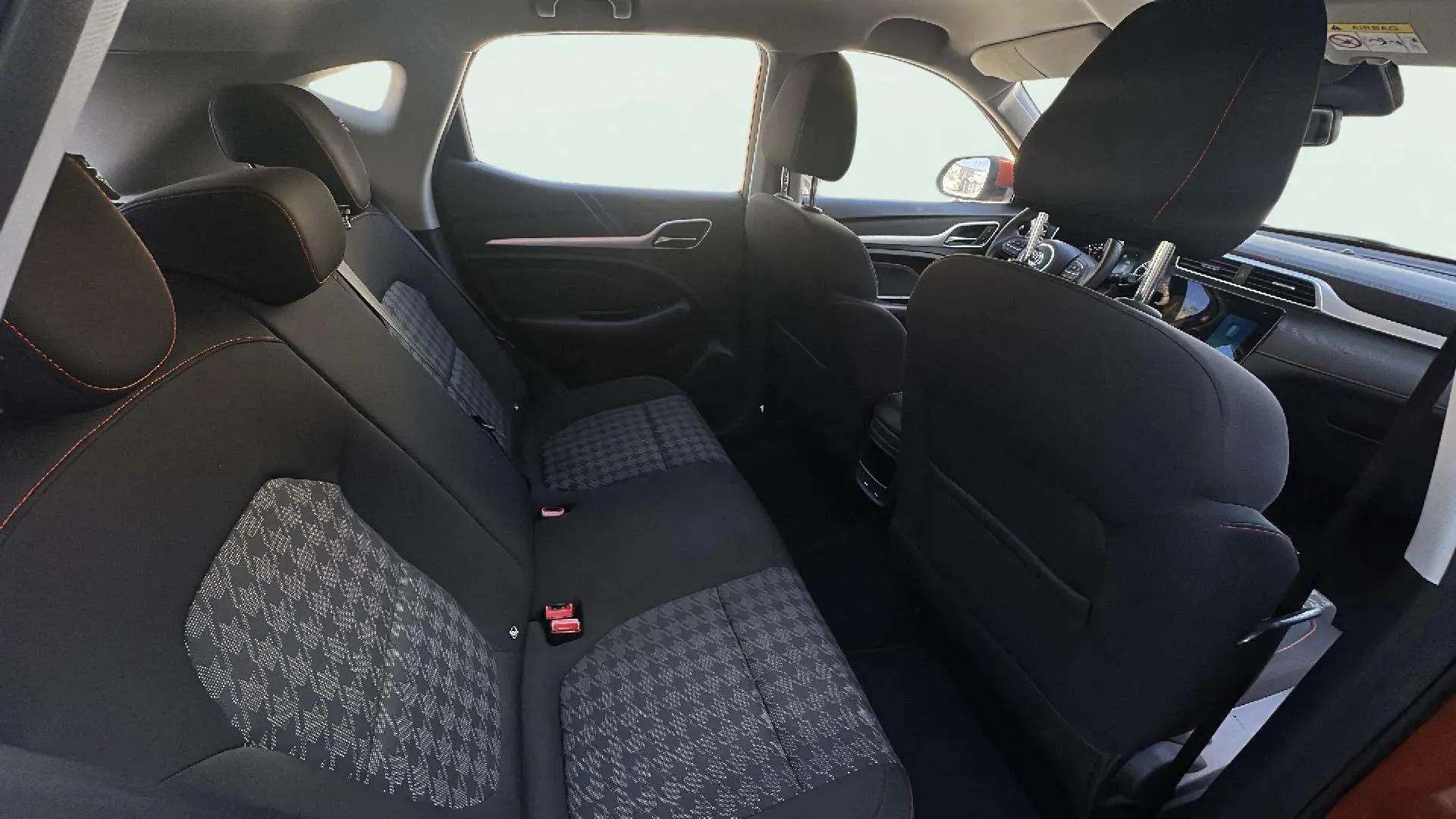 MG ZS 1.5 Comfort - foto 12