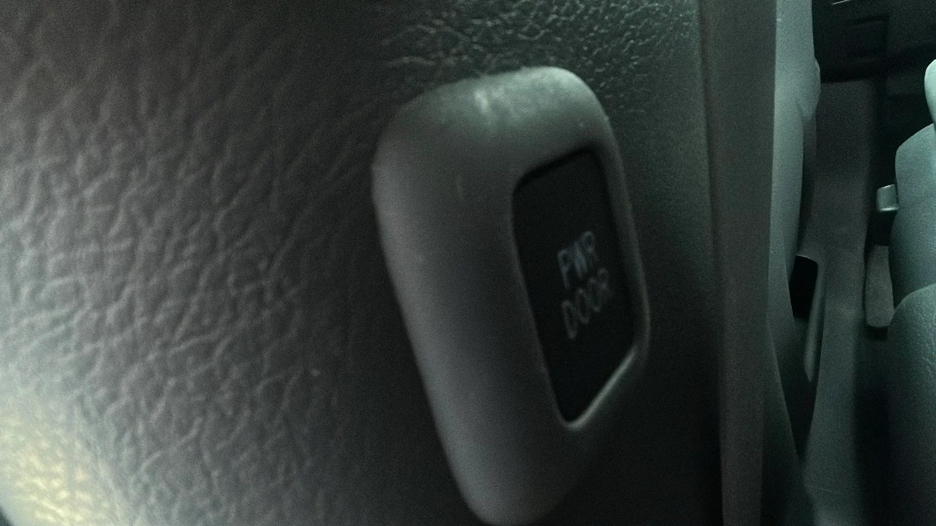 Toyota Sienna 2.5 Hybrid - foto 19