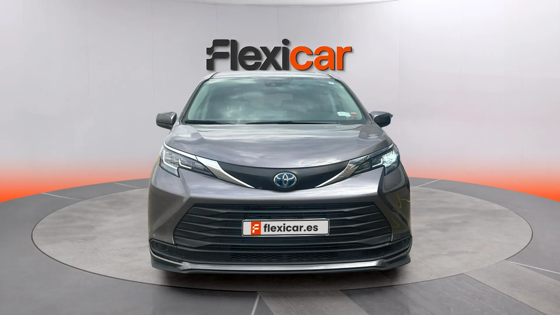 Toyota Sienna 2.5 Hybrid - foto 8