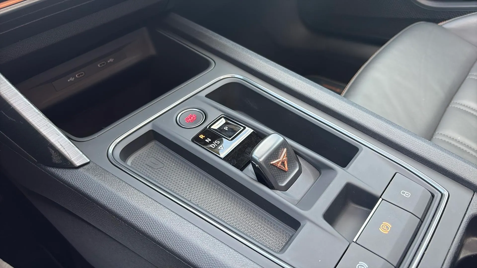 Cupra Formentor 1.5 TSI DSG - foto 17