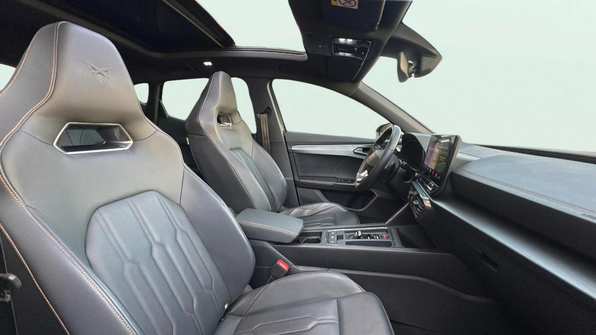 Cupra Formentor 1.5 TSI DSG - foto 19