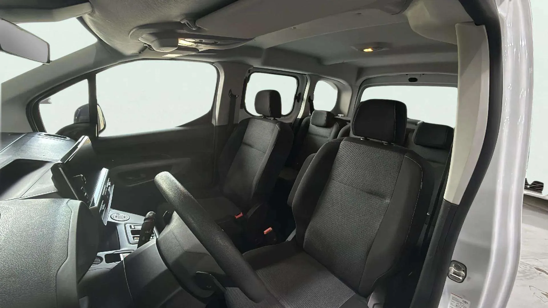 Toyota Proace City Family L1 1.5D 8AT Active - foto 11