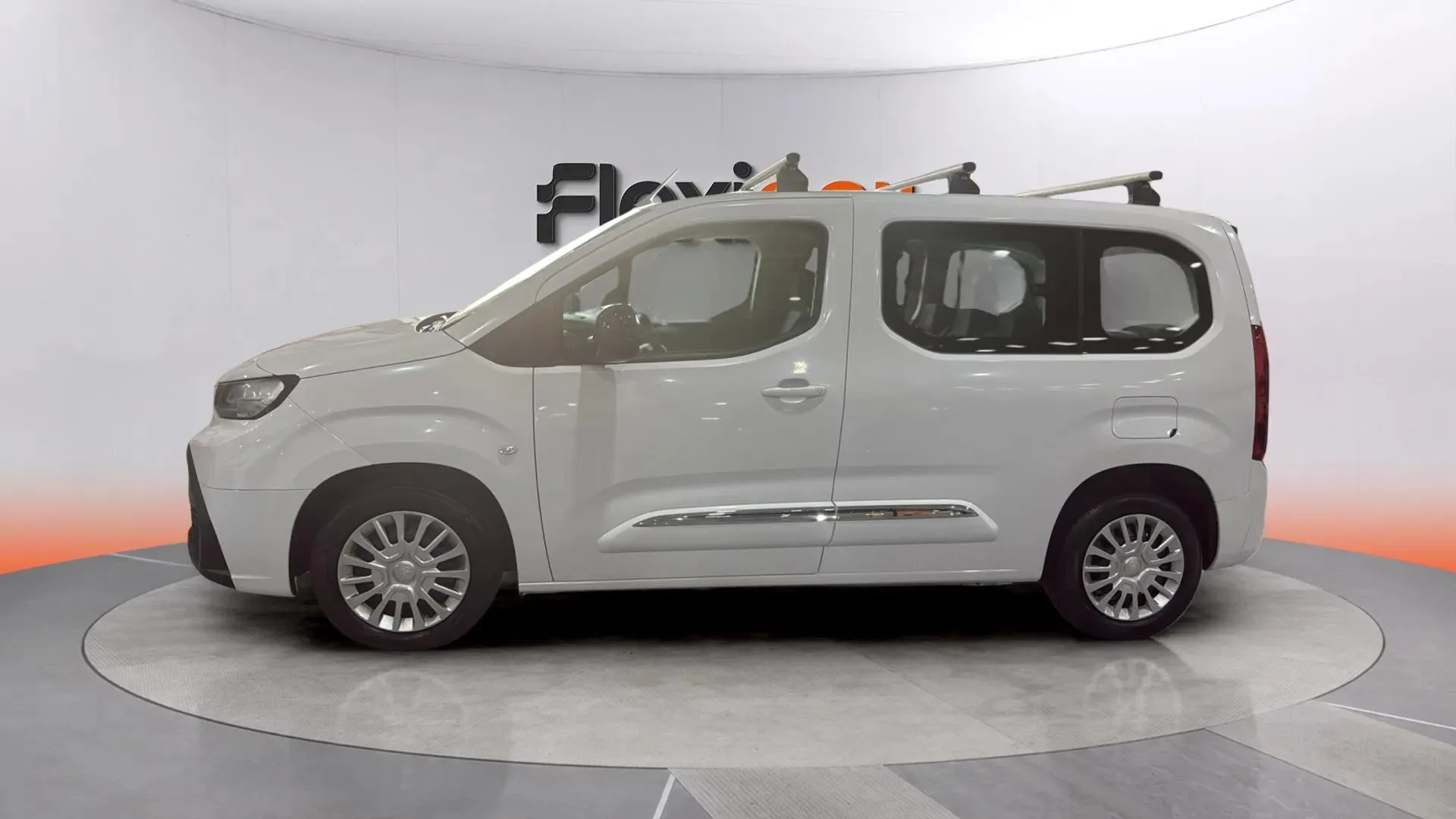 Toyota Proace City Family L1 1.5D 8AT Active - foto 4