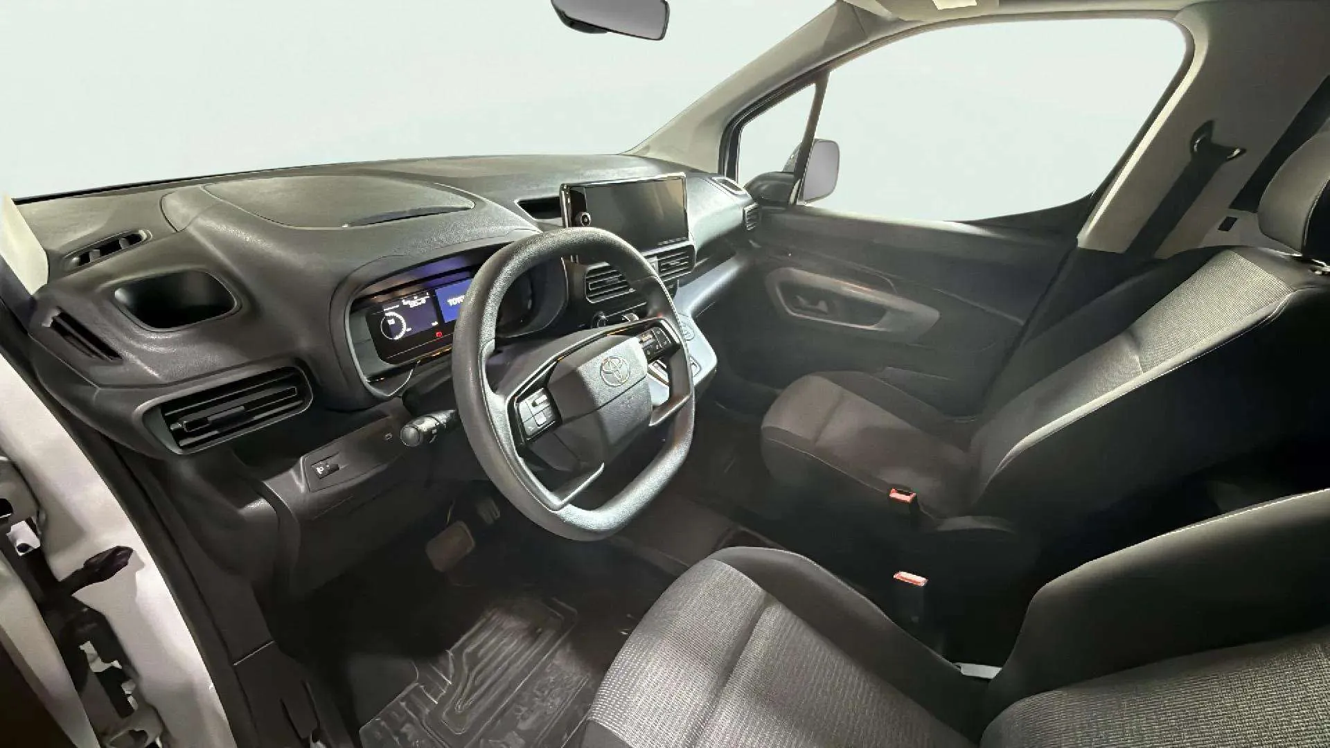 Toyota Proace City Family L1 1.5D 8AT Active - foto 7