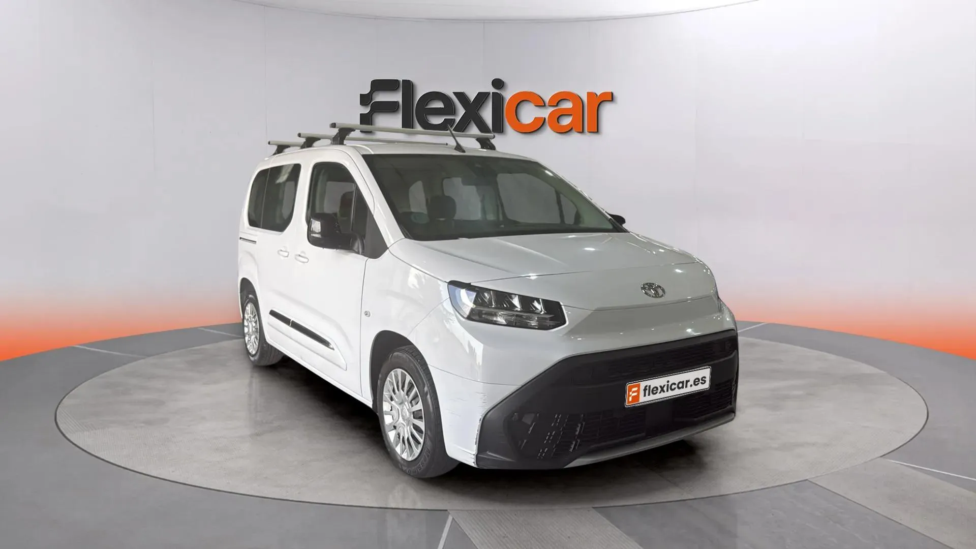 Toyota Proace City Family L1 1.5D 8AT Active - foto 1
