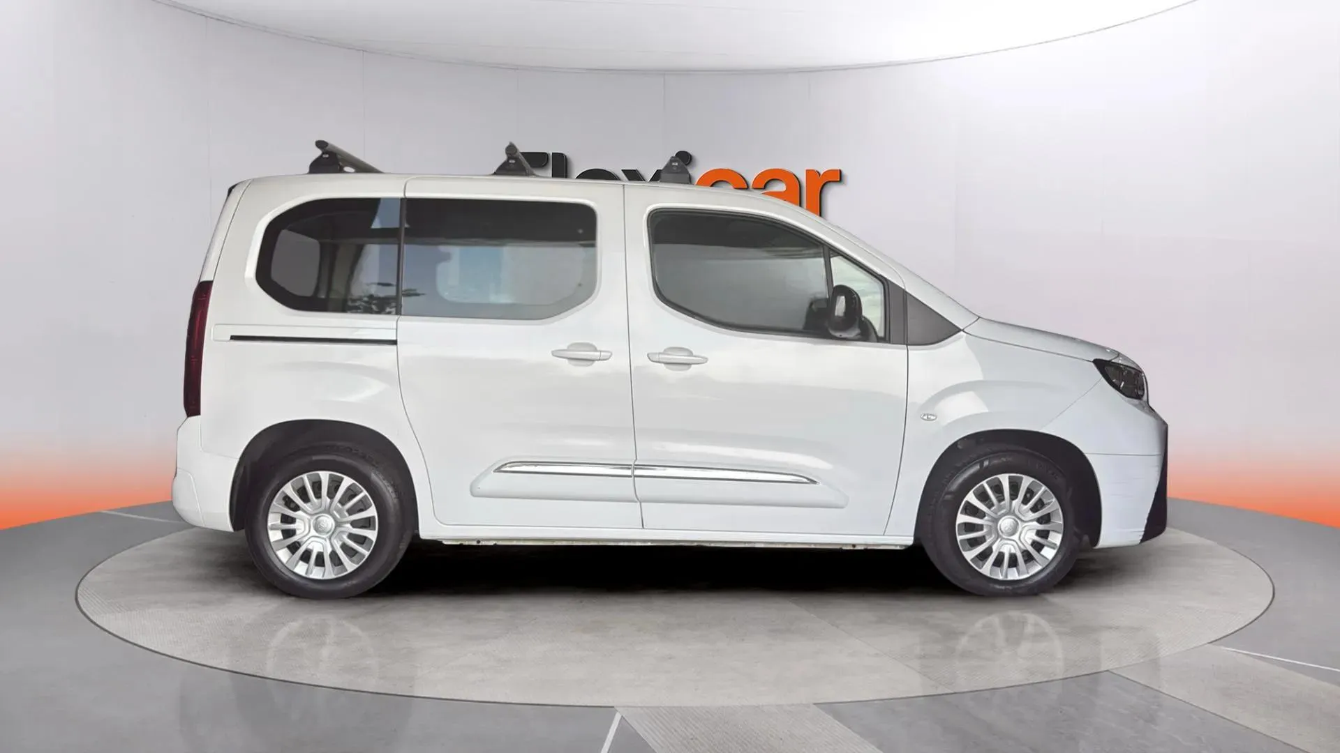 Toyota Proace City Family L1 1.5D 8AT Active - foto 3