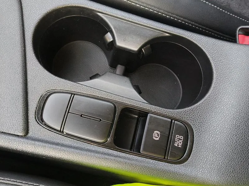 Kia Niro 1.6 GDi HEV Drive - foto 14