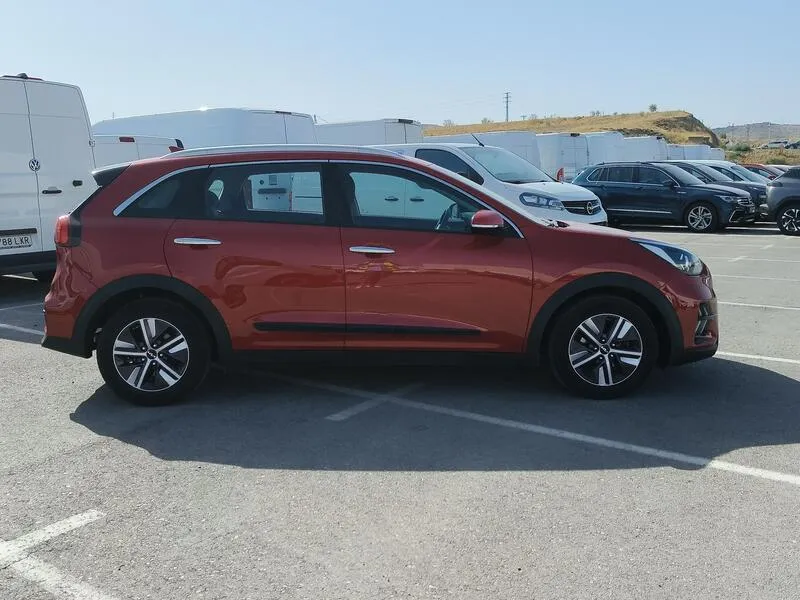 Kia Niro 1.6 GDi HEV Drive - foto 7