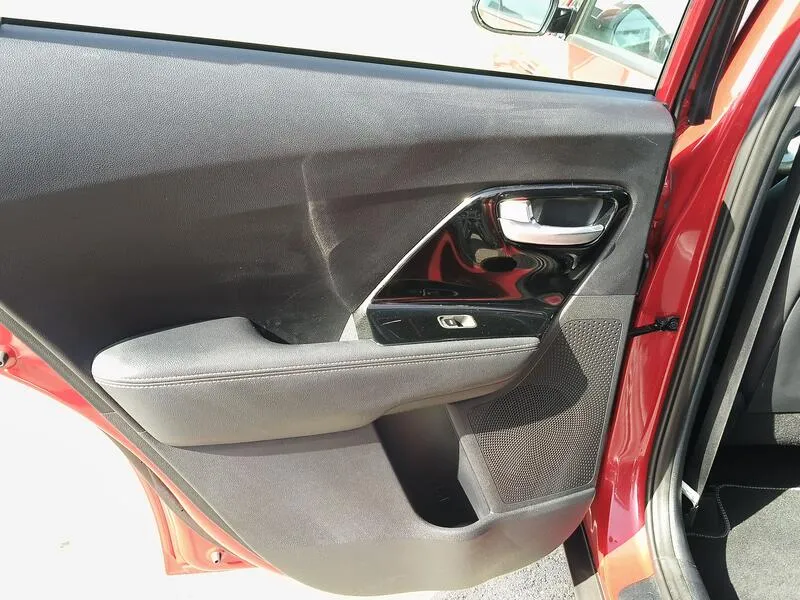 Kia Niro 1.6 GDi HEV Drive - foto 36