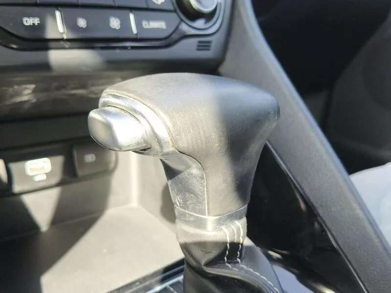 Kia Niro 1.6 GDi HEV Drive - foto 15
