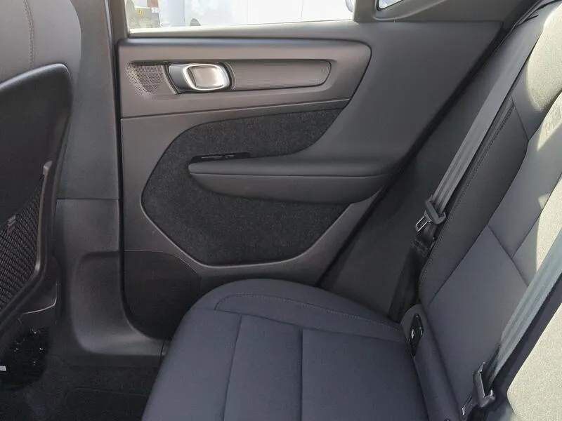 Volvo XC40 1.5 T4 Twin Recharge R-Design - foto 31