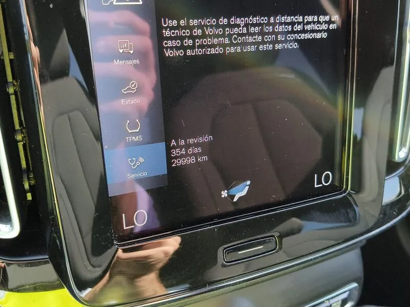Volvo XC40 1.5 T4 Twin Recharge R-Design - foto 17