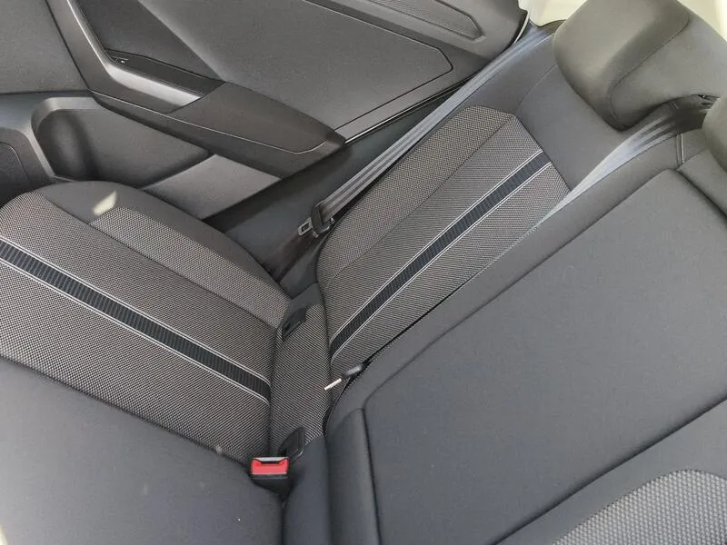 Volkswagen T-Roc Advance 2.0 TDI - foto 33