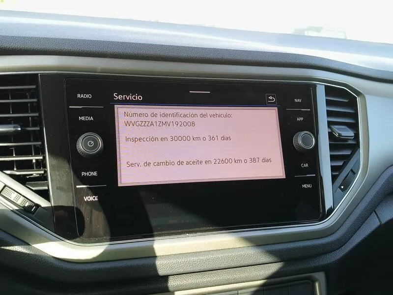 Volkswagen T-Roc Advance 2.0 TDI - foto 20