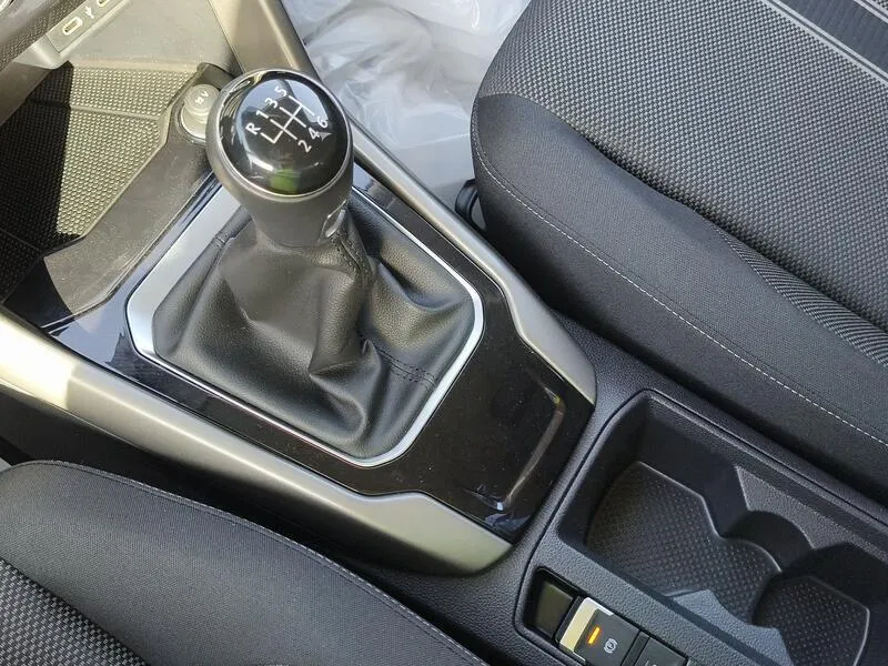 Volkswagen T-Roc Advance 2.0 TDI - foto 13