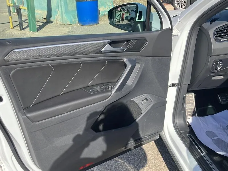 Volkswagen Tiguan R-Line 2.0 TDI - foto 11