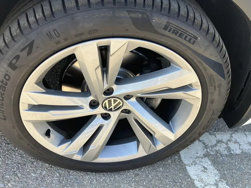 Volkswagen Tiguan R-Line 2.0 TDI - foto 30