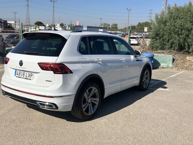 Volkswagen Tiguan R-Line 2.0 TDI - foto 6