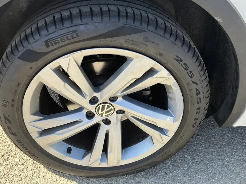 Volkswagen Tiguan R-Line 2.0 TDI - foto 29