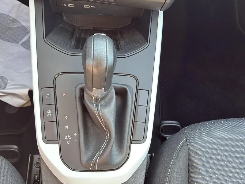 SEAT Arona 1.0 TSI DSG Style XL - foto 21