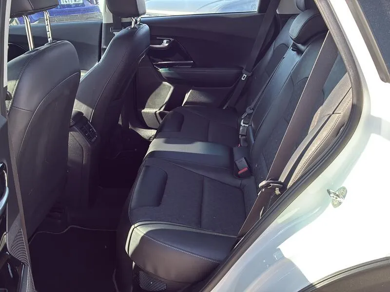 Kia Niro 1.6 GDi HEV Drive - foto 25