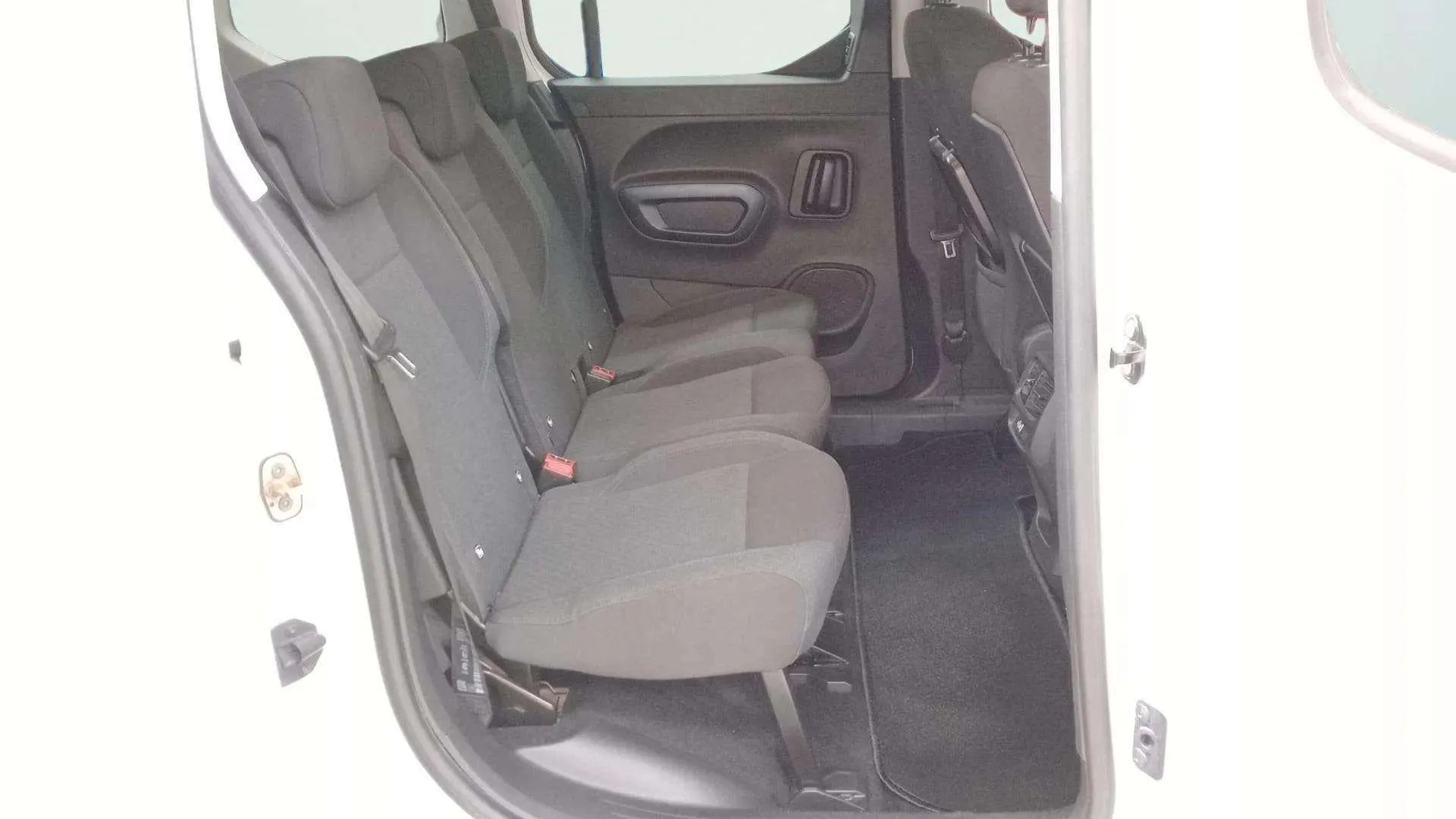 Peugeot Rifter Allure Standard BlueHDi - foto 8