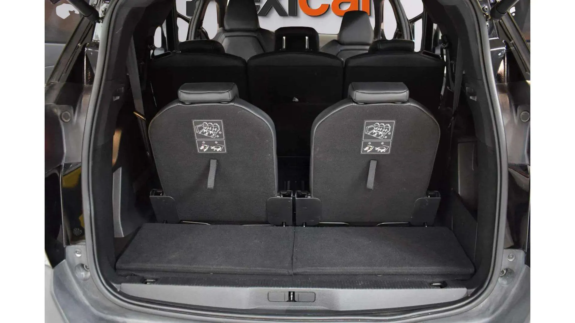 Peugeot 5008 1.5 BlueHDi Allure EAT8 - foto 7