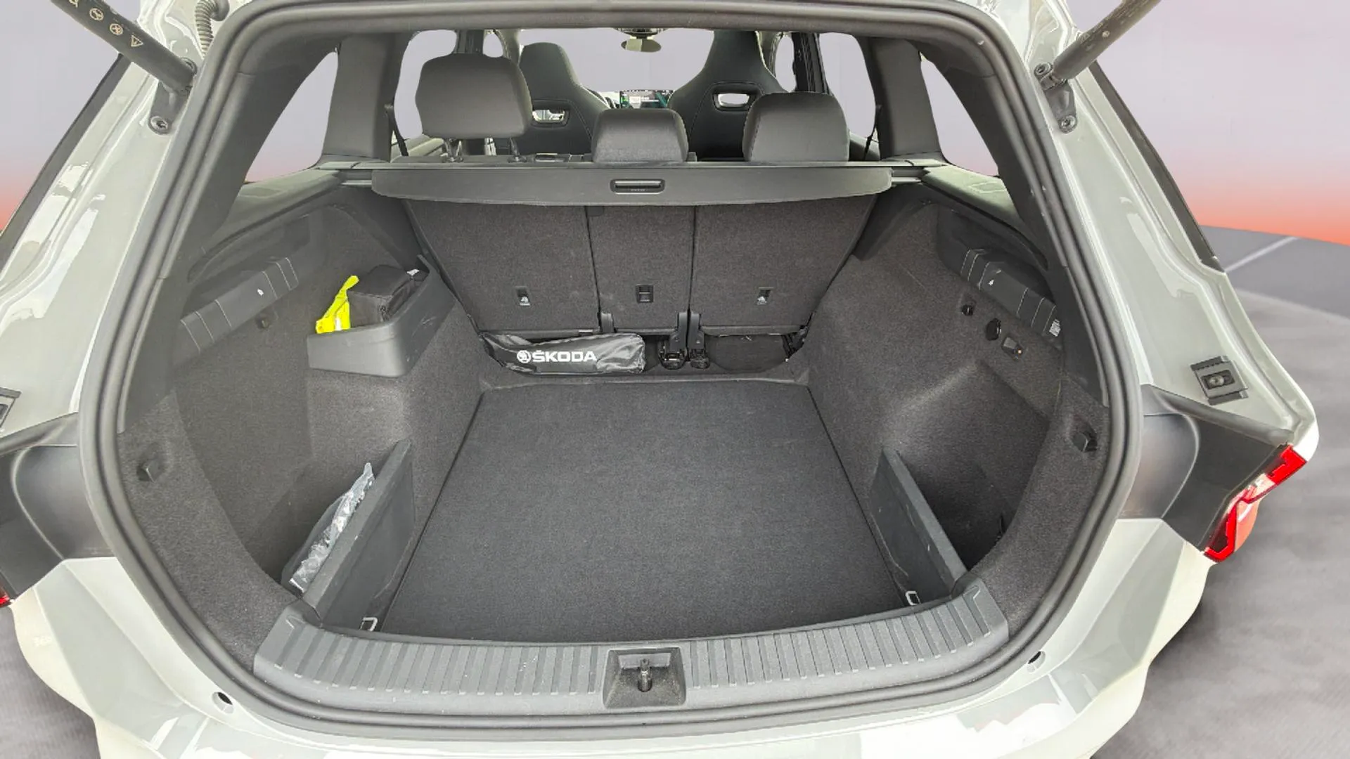 Škoda Kodiaq 2.0 TDI DSG 4x4 Sportline - foto 17