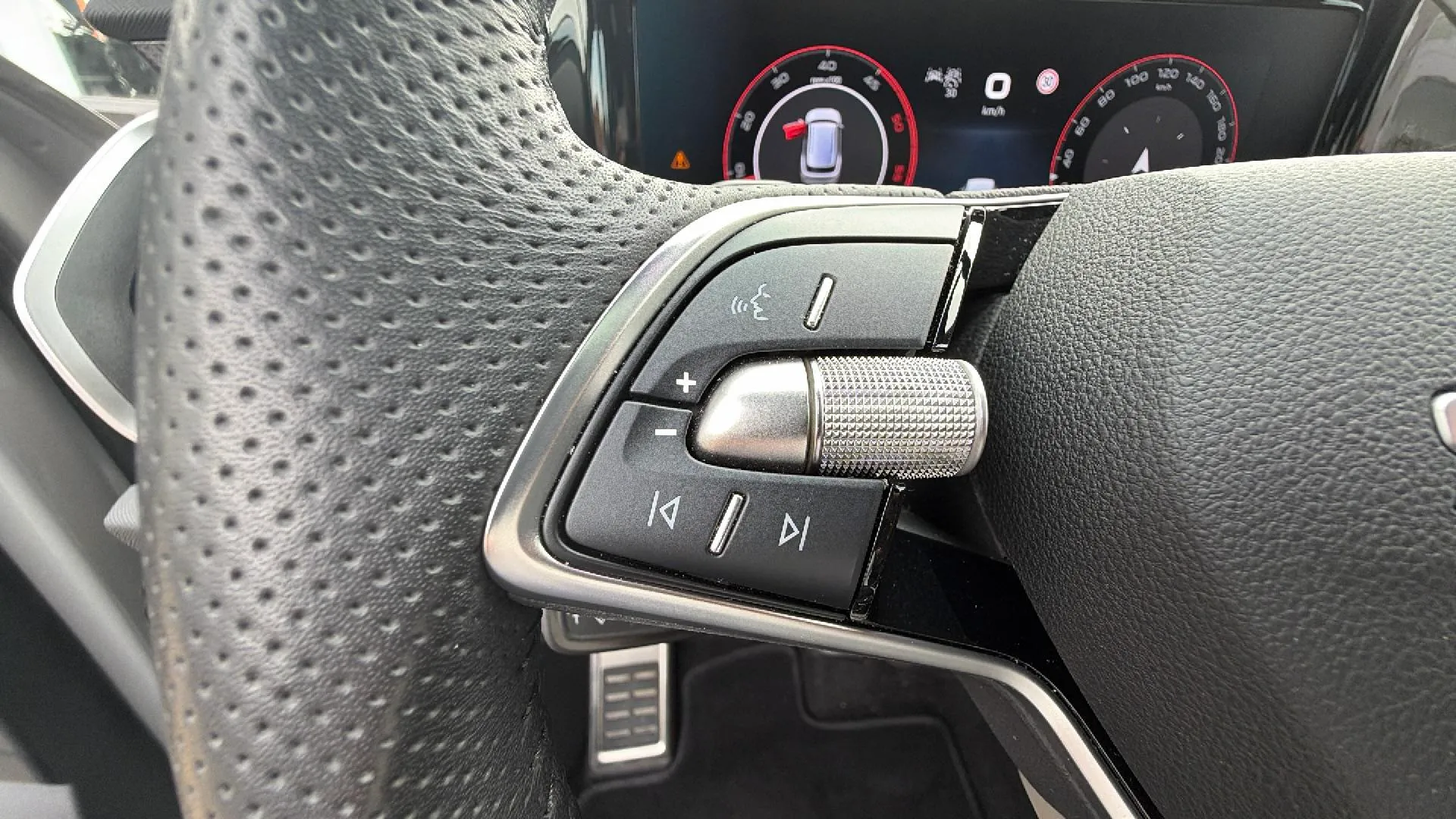 Škoda Kodiaq 2.0 TDI DSG 4x4 Sportline - foto 26
