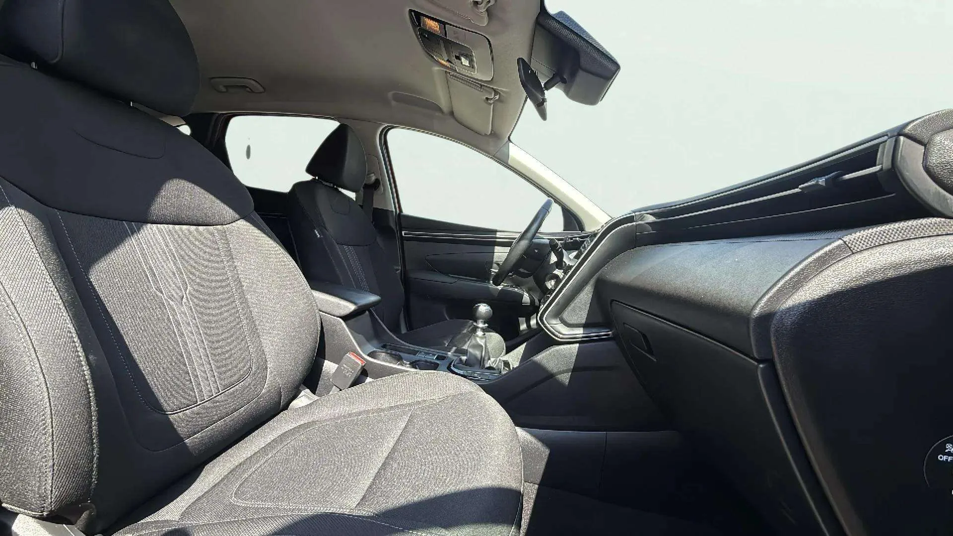 Hyundai Tucson 1.6 CRDi 48V Maxx - foto 8