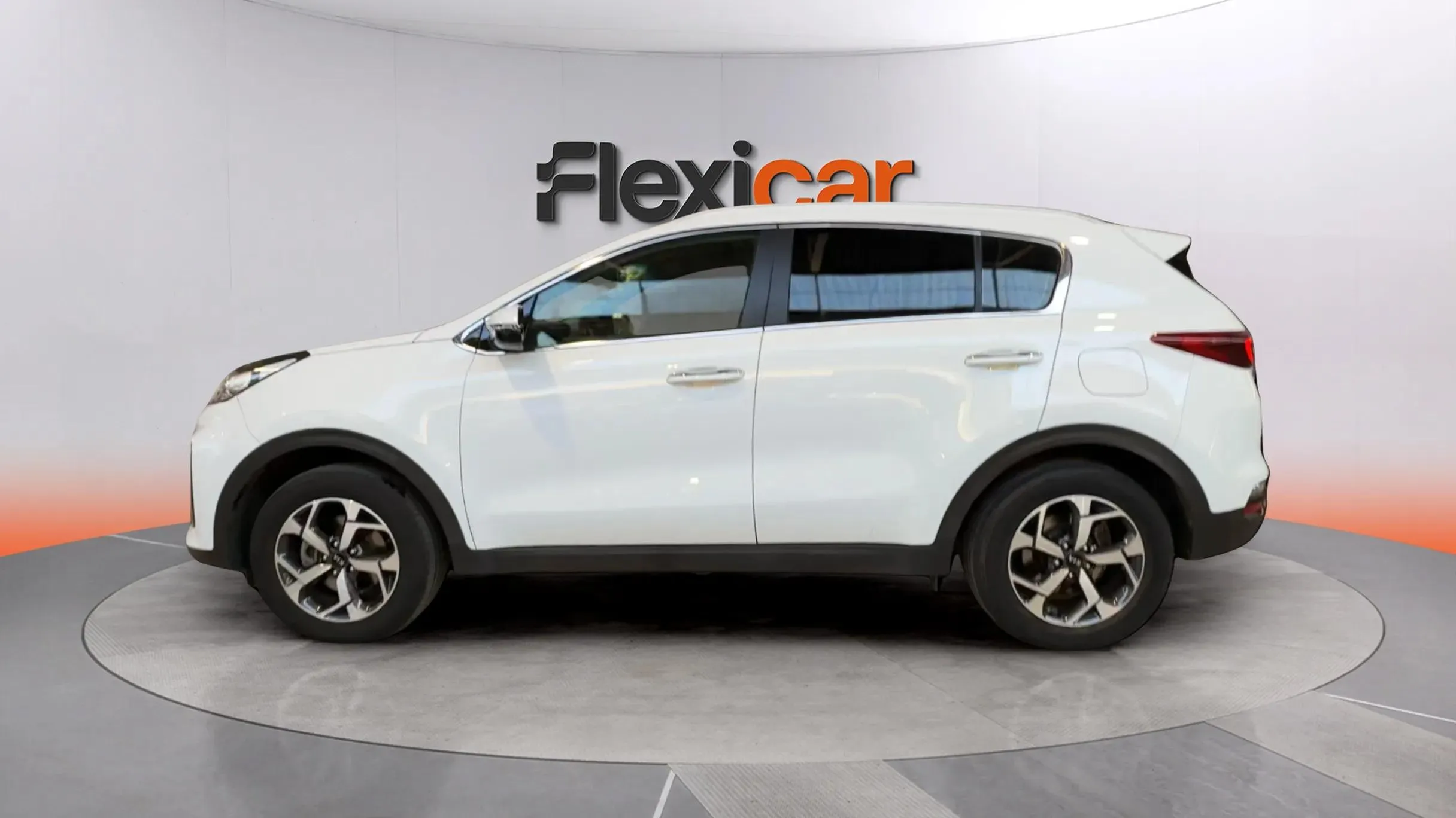 Kia Sportage 1.6 GDi Business 4x2 - foto 4
