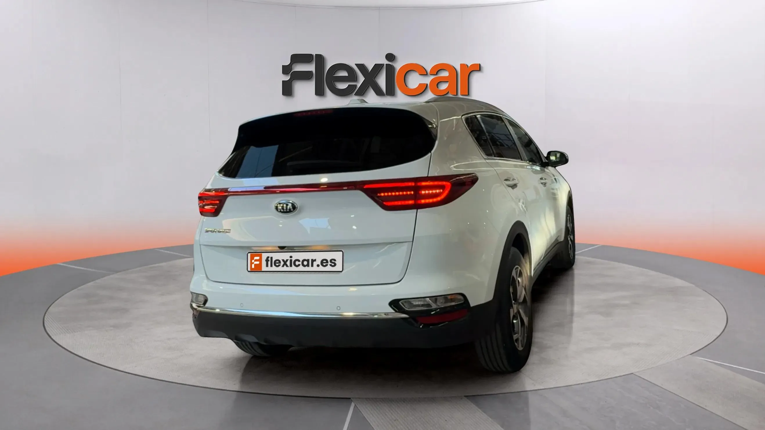 Kia Sportage 1.6 GDi Business 4x2 - foto 6
