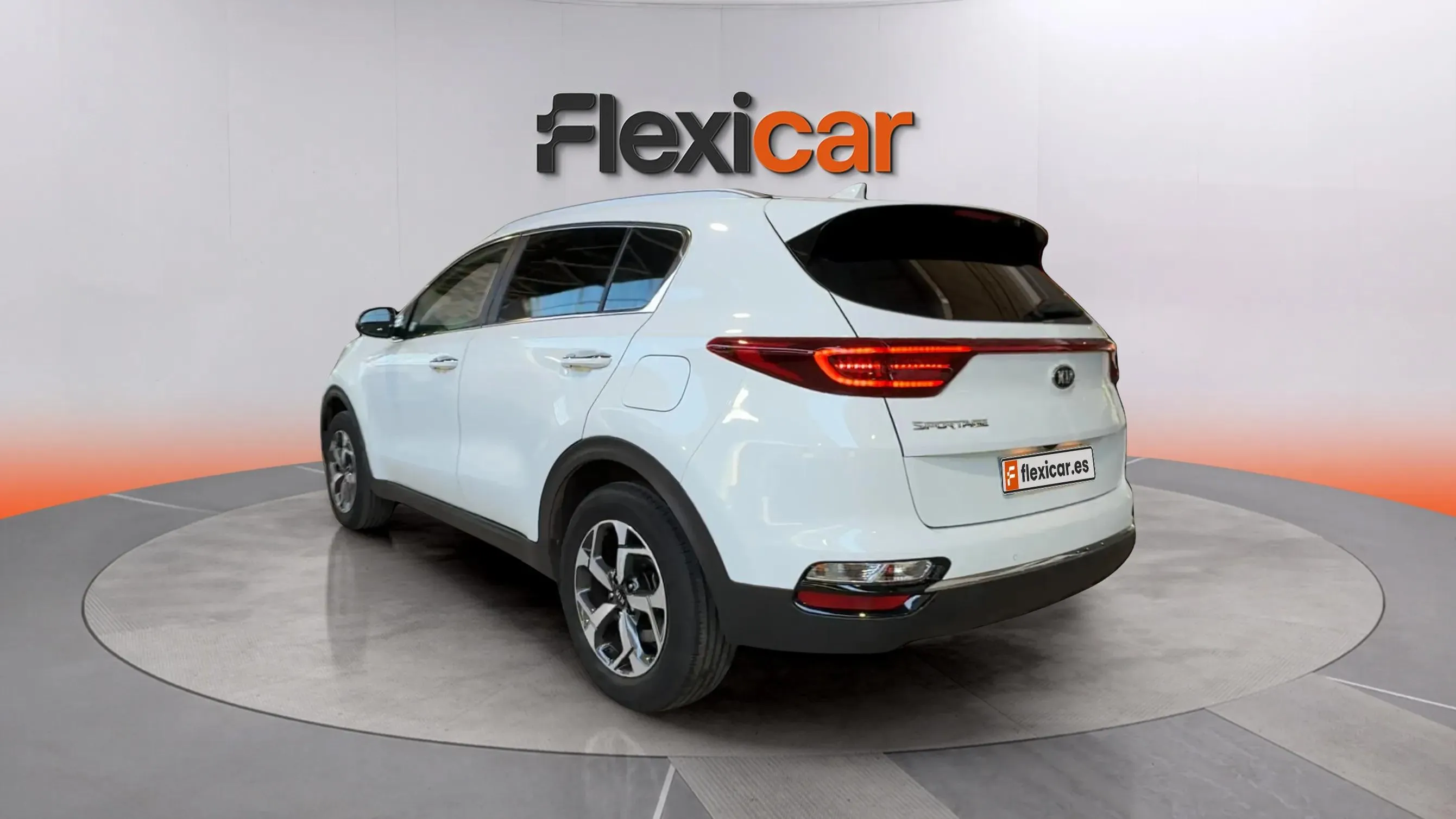 Kia Sportage 1.6 GDi Business 4x2 - foto 5