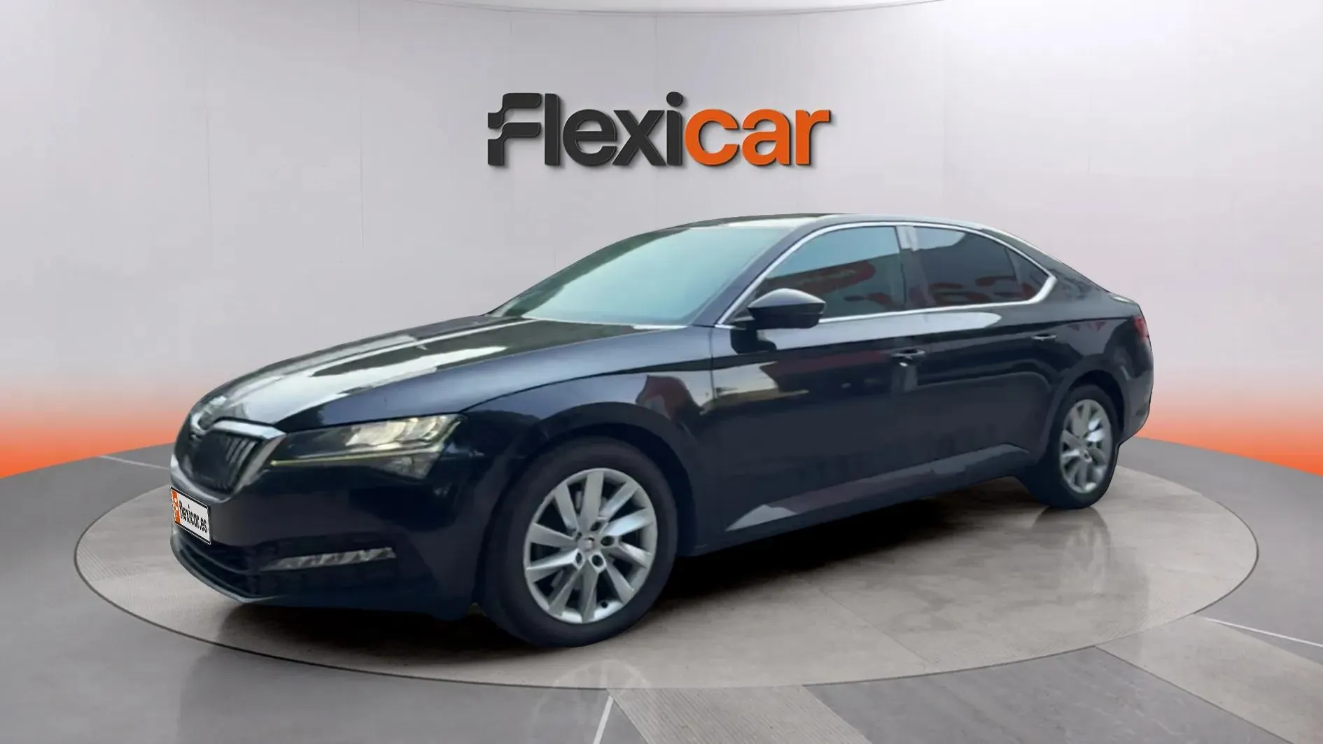 Škoda Superb Combi 2.0 TDI DSG Ambition - foto 3
