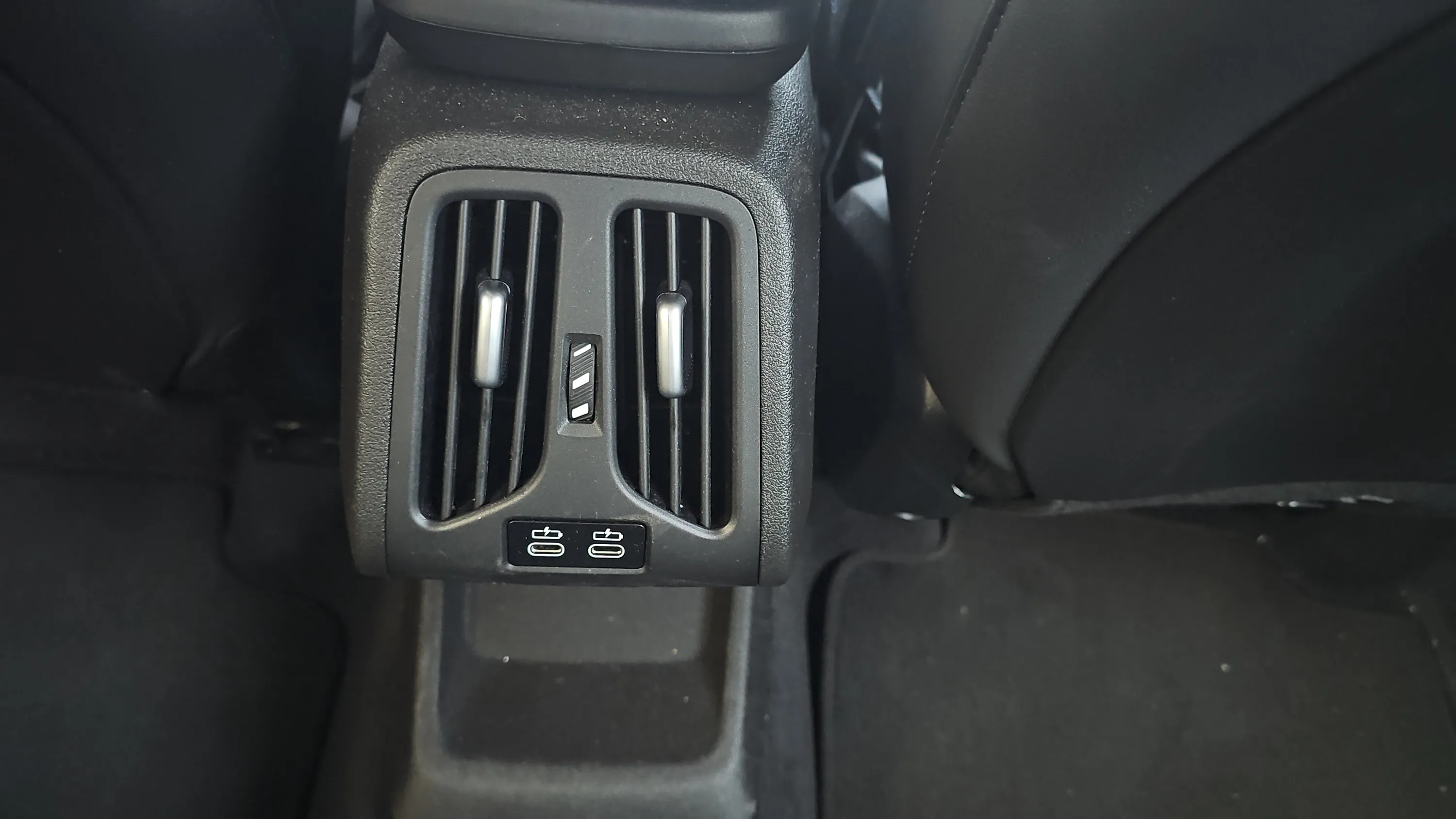 BMW X1 sDrive20d - foto 23
