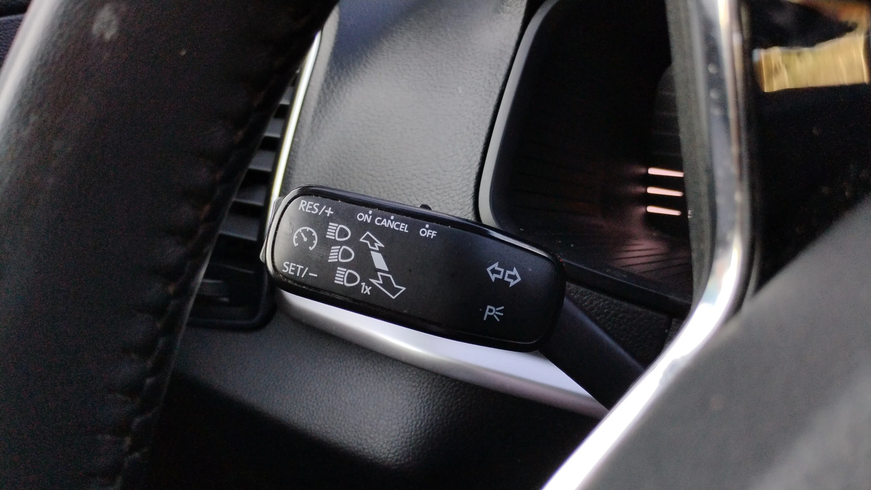 Škoda Karoq 2.0 TDI Ambition - foto 13