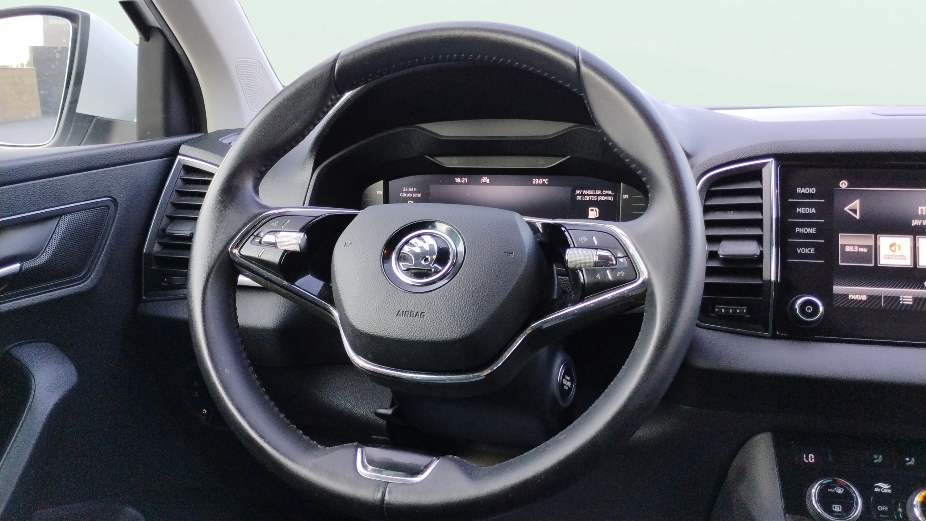 Škoda Karoq 2.0 TDI Ambition - foto 15