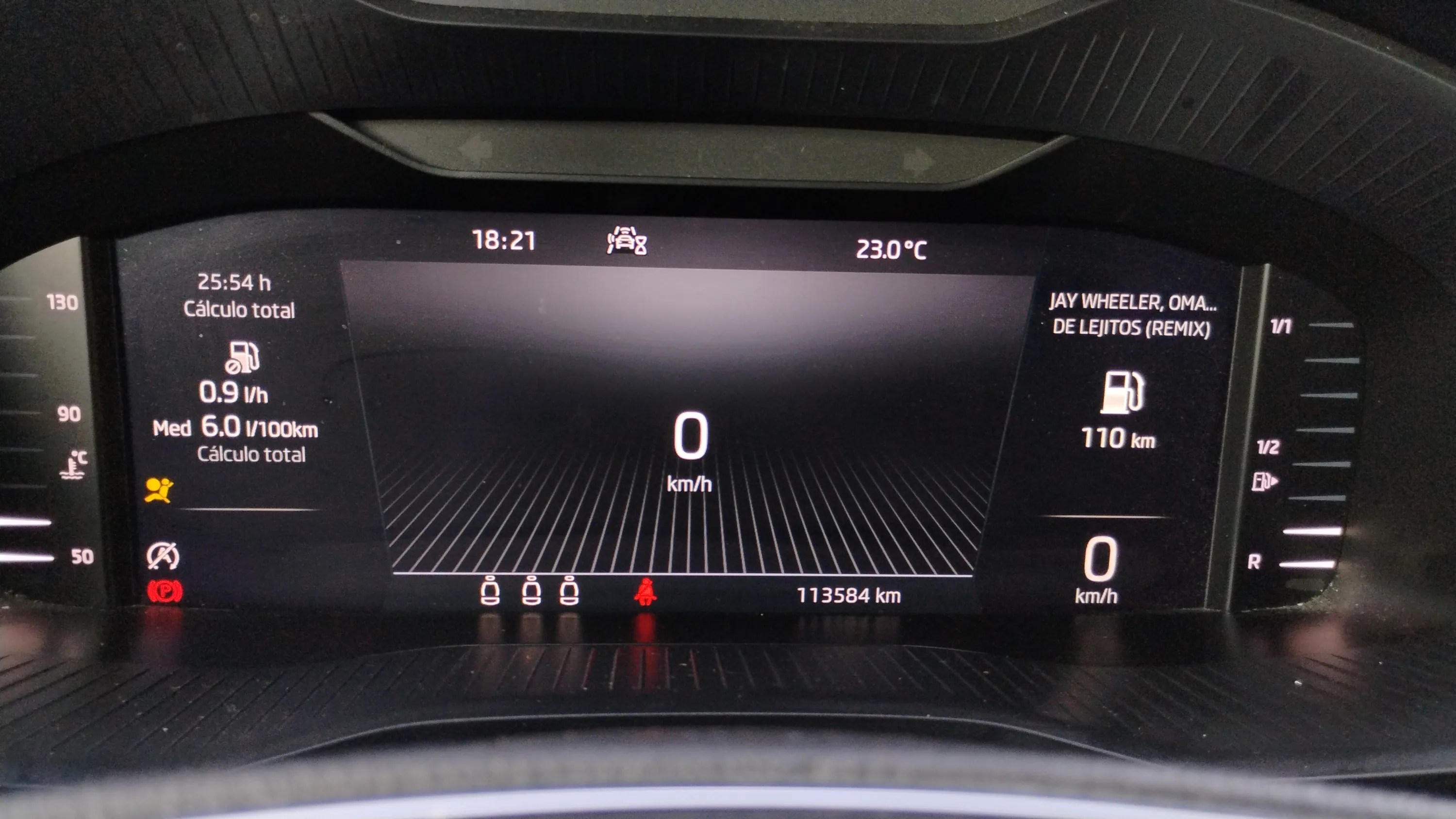 Škoda Karoq 2.0 TDI Ambition - foto 12