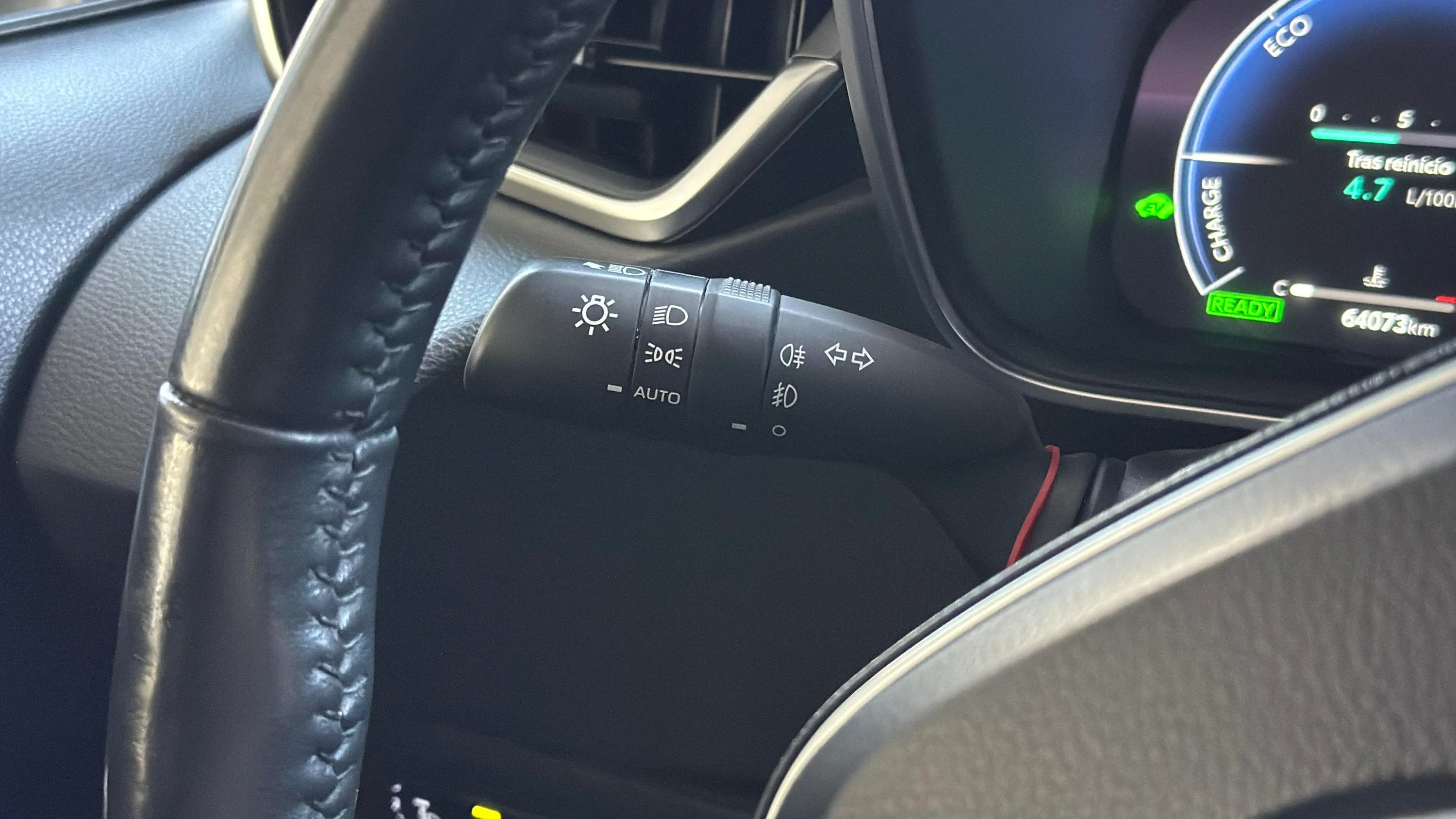 Toyota Corolla 140H Style Edition - foto 19