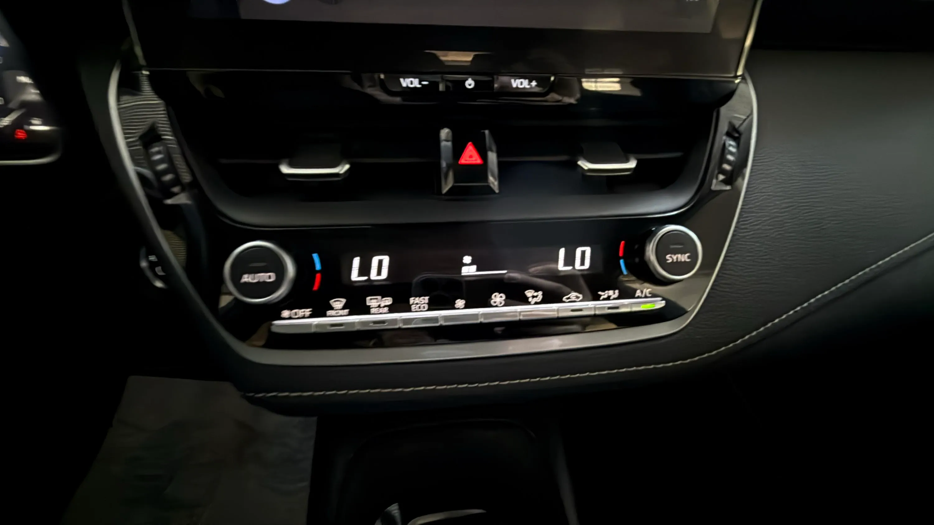 Toyota Corolla 140H Style Edition - foto 22