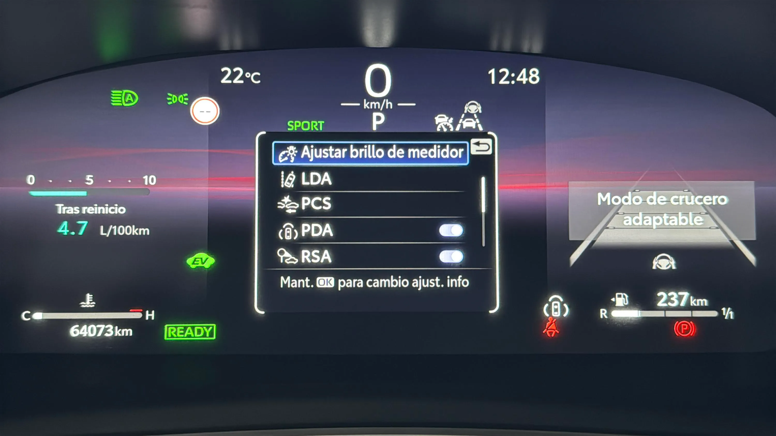 Toyota Corolla 140H Style Edition - foto 33